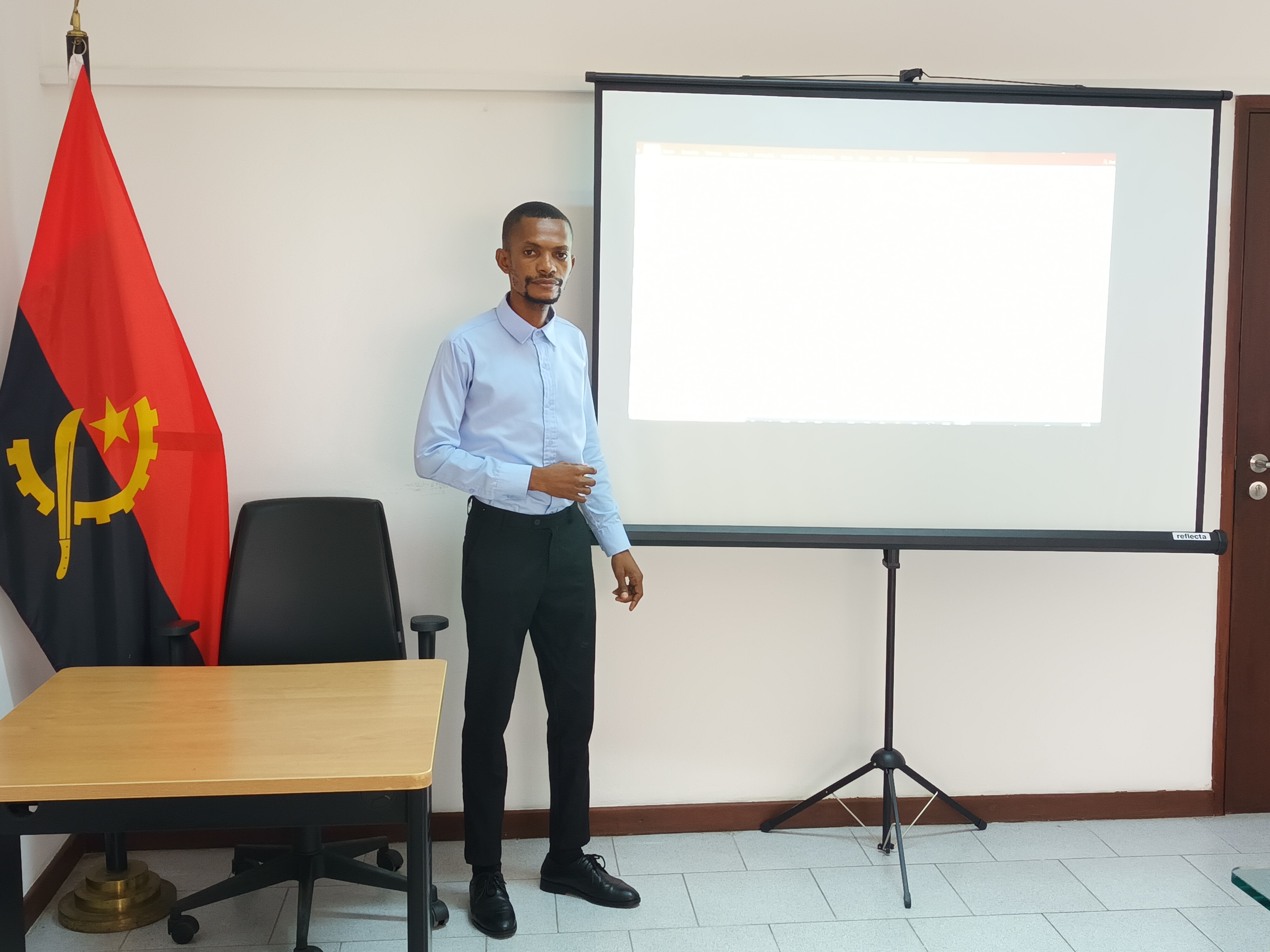 António Oliveira Manuel - Imagem 2